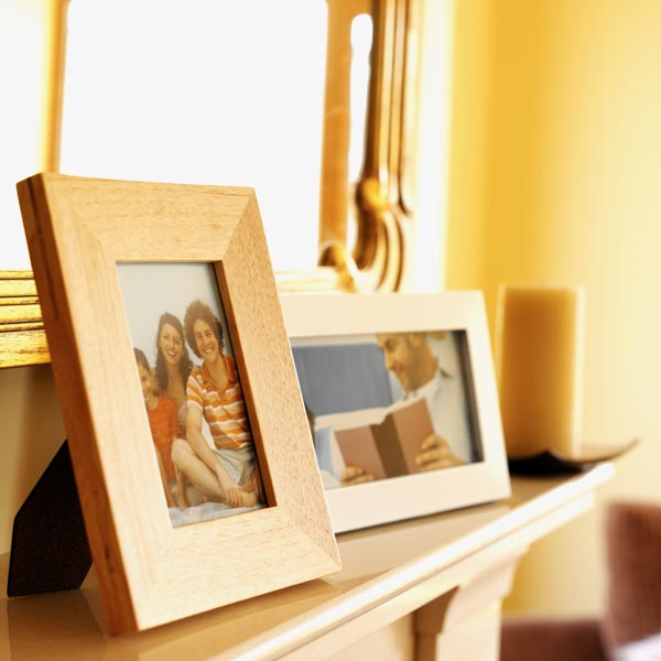 photos on mantel